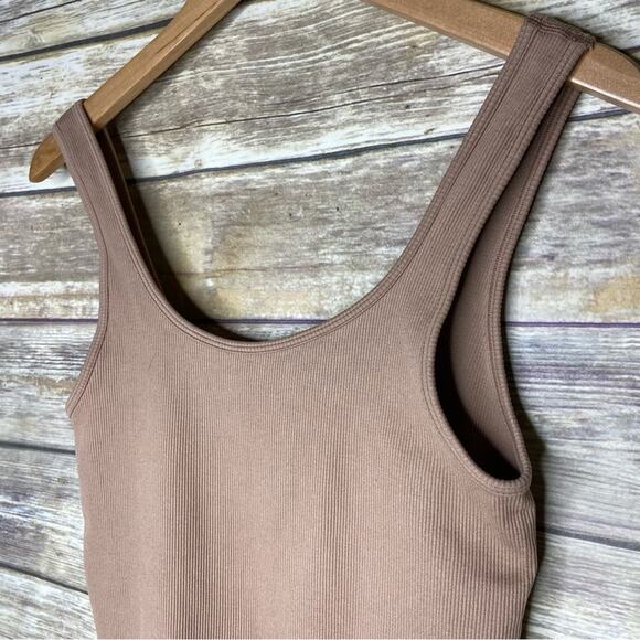 Babaton the Group L tan ribbed stretch one piece bodysuit - Picture 3 of 7